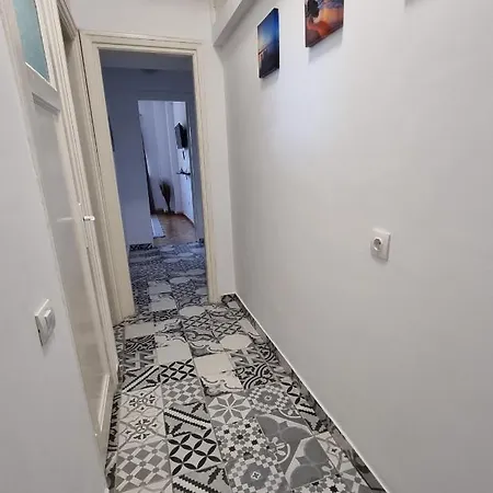 Victoriei - The Historical Part * Бухарест