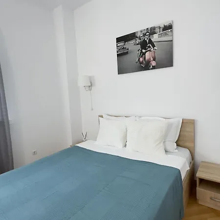 Victoriei - The Historical Part * Бухарест