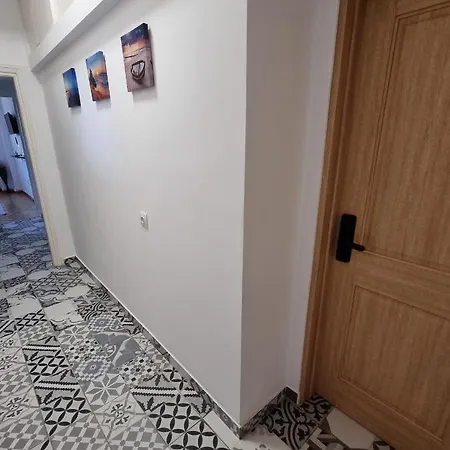 Victoriei - The Historical Part