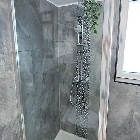 Victoriei - The Historical Part * בוקרשט