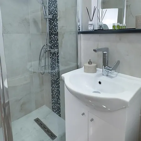 Victoriei - The Historical Part בוקרשט