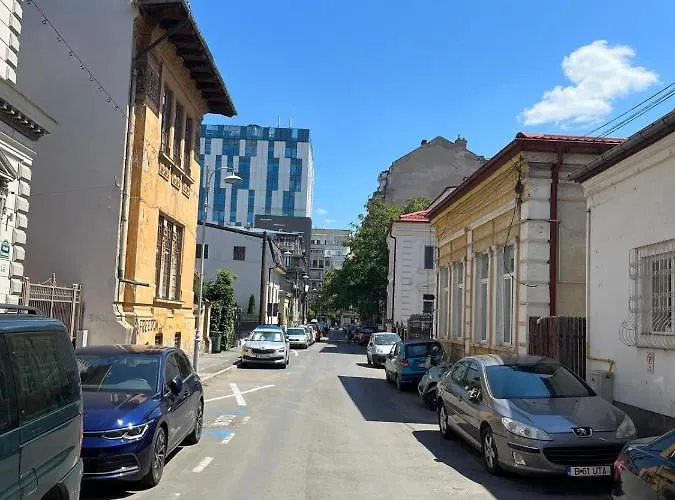 Appartement Victoriei - The Historical Part
