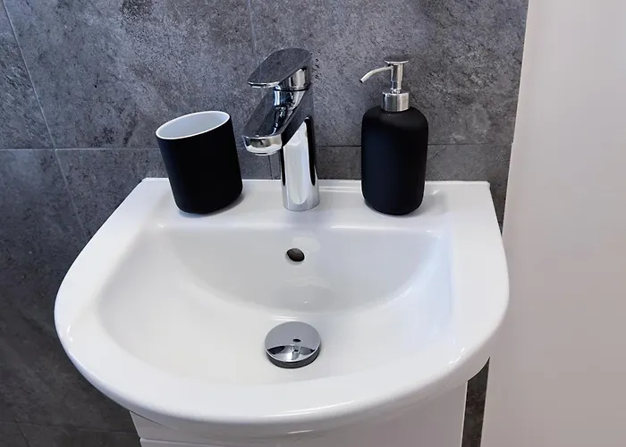 Victoriei - The Historical Part