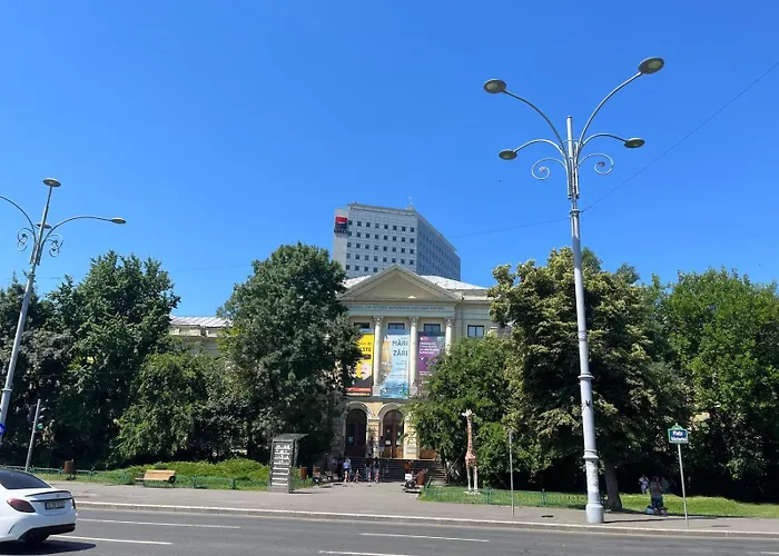 Victoriei - The Historical Part * Bucarest