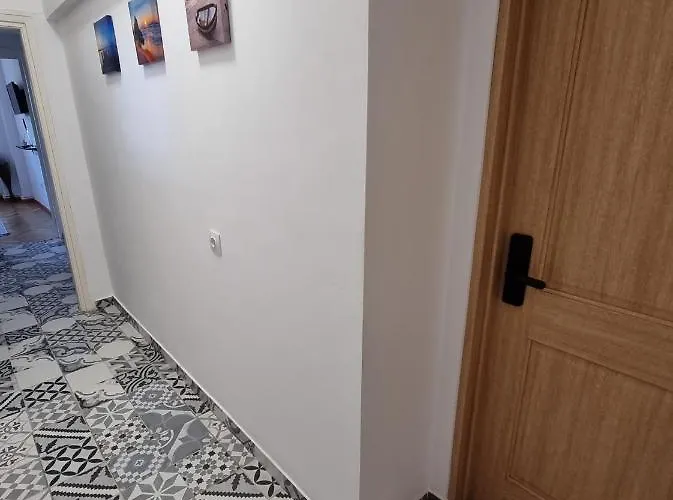 Victoriei - The Historical Part