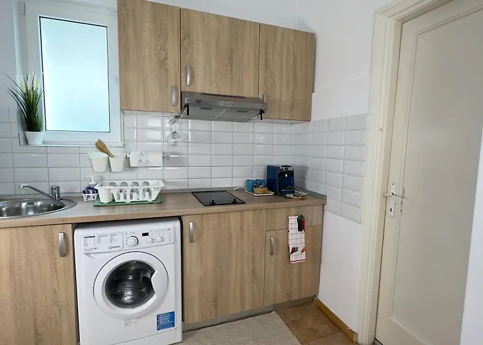 Victoriei - The Historical Part *