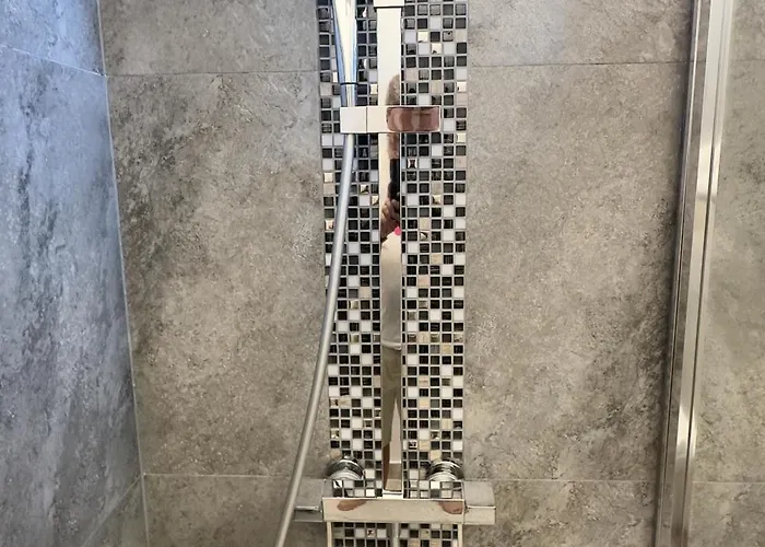 Victoriei - The Historical Part